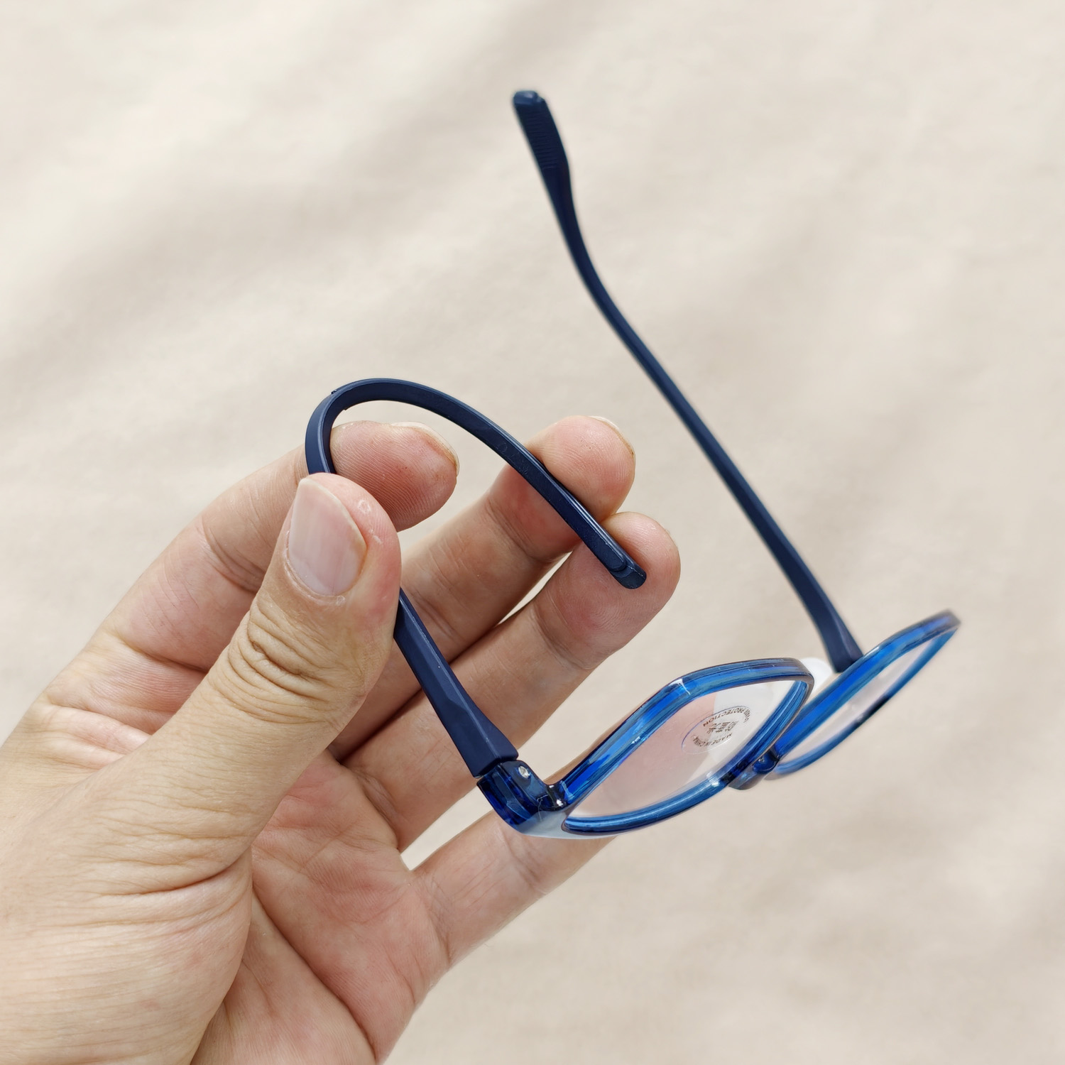 Nowe dziecięce okulary blokują – Gaming Glasses Blue Light recenzja i cena